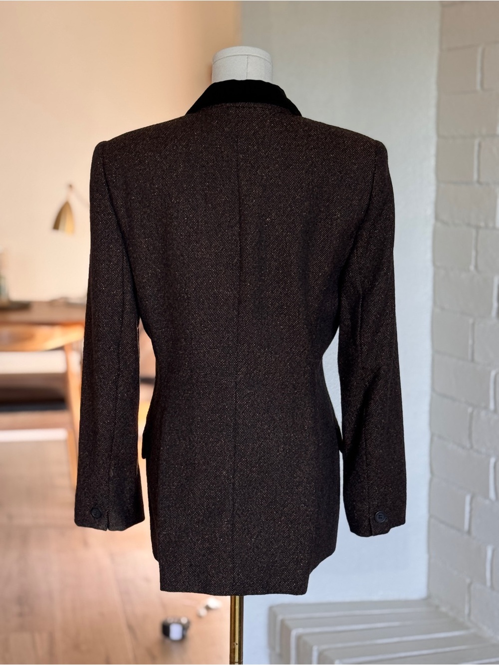 Jones New York Brown Blazer with Black Velvet Collar - Picture 2 of 9